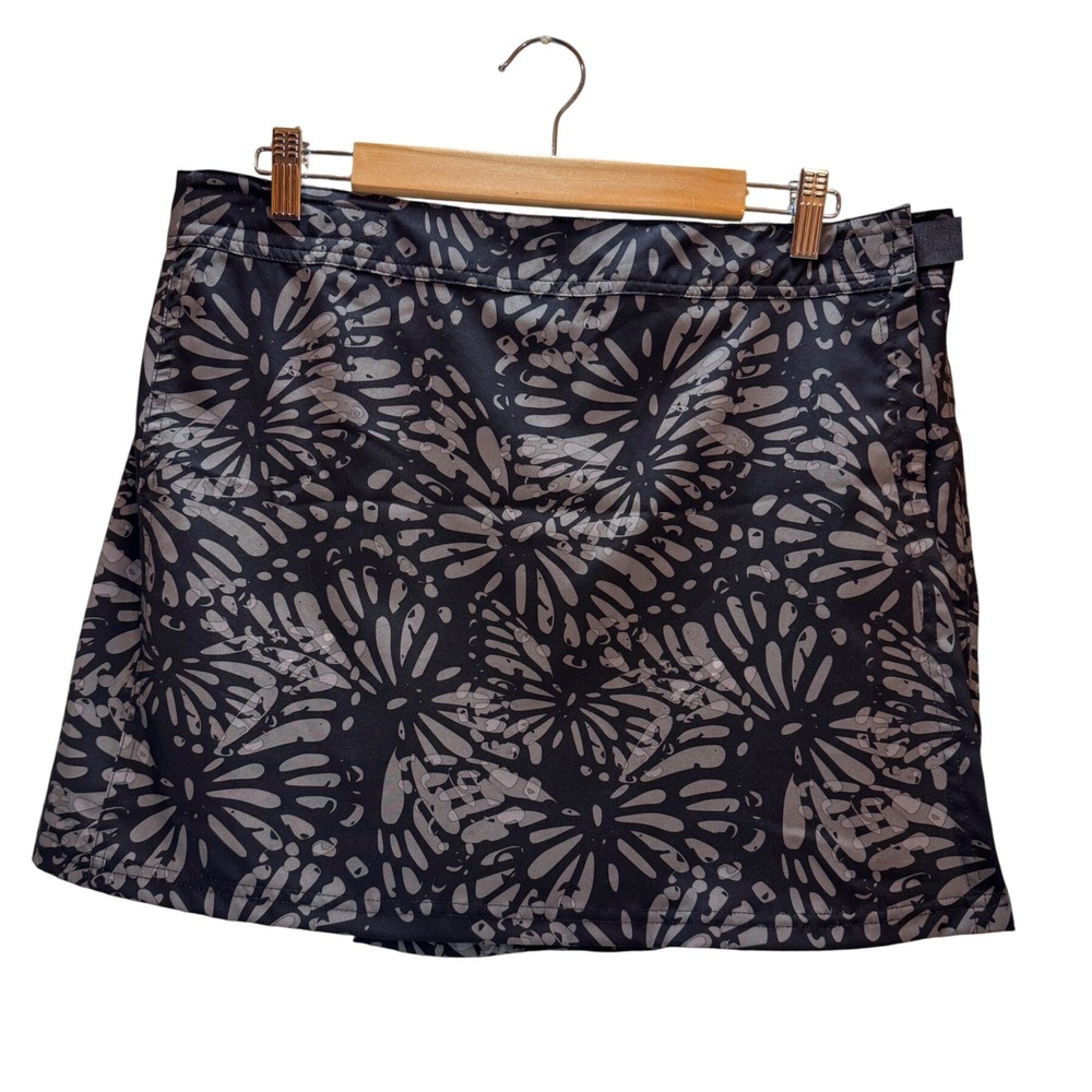 RipSkirt Hawaii Skirt Womens Large Black Grey Floral Wrap Skirt Athletic Active